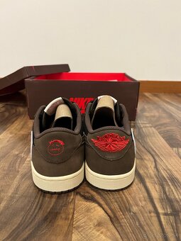 Jordan 1 Retro Low OG SP Travis Scott Mocha - 8