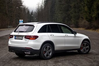 Mercedes-Benz GLC SUV 220d 4MATIC A/T - 8