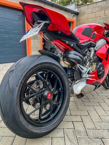 DUCATI PANIGALE V4 2019 - 8