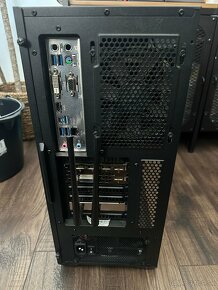 Stolny custom PC (pocitac, computer) - 8