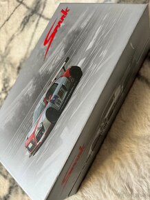 Model Audi R8 LMS 1:43 - 8