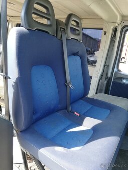 Predam na Fiat Ducato predne sedacky - 8