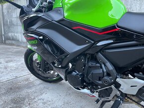 Kawasaki Ninja 650 akrapovic výfuk 2021 dohodou - 8