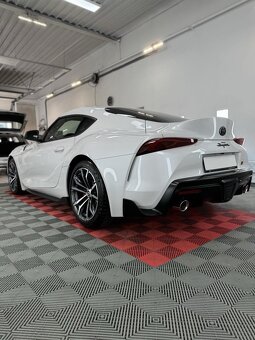 Toyota Supra
GR 2.0 Twin Scroll Turbo - 8