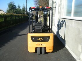 Predám elektrický vysokozdvižný vozík HC-forklift 1,8 t - 8