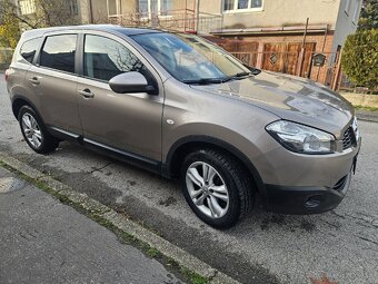 Nissan Qashqai +2 1.6 benzin 7.miest - 8