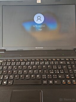 Lenovo B590 - 8