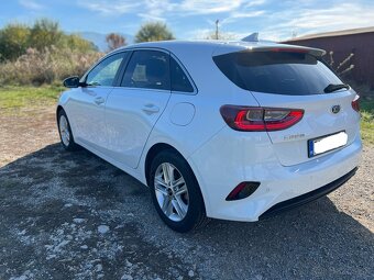 Kia Ceed 1.5 T-GDi 2021 117,5 kw - 8