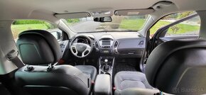 Hyundai IX35 2.0 CRDi PREMIUM - 8