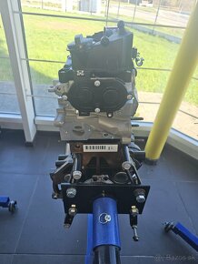 MOTOR OCTAVIA RS III - CUPA 2,0 TDI 135KW NOVY - 8