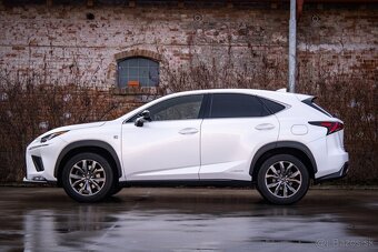 Lexus NX300h F-Sport TOP E-CVT - 8