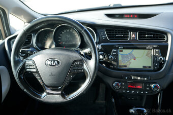 Kia Ceed SW 1.6 CRDi Platinum Automat - 8