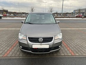 Volkswagen Touran 2.0 TDi 103kw 6 rychl 1.maj v ČR - 8