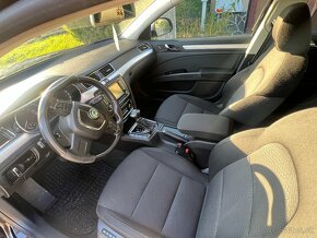 Skoda Superb 2.0 tdi DSG - 8