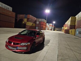 Mitsubishi Lancer Evo 8 - 8