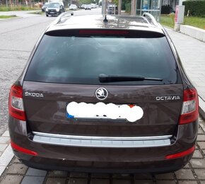 Skoda Octavia Elegance DSG 2.0 TDI - 8