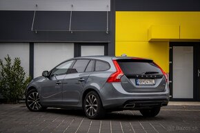 Volvo V60 D4 2.4L AT AWD - 8