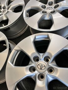 5x114,3 R17 originál alu disky Toyota RAV4 a senzory - 8