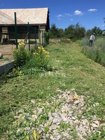 Predaj krásneho a slnečného pozemku v centre obce Badín ... - 8