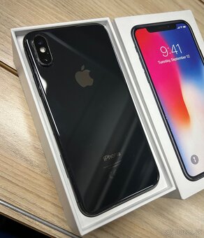 iPhone X 256GB - 100% batéria - 8