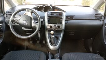 Toyota Verso 2.0 D4D 93kW 7-miestne - 8