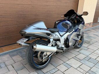 Suzuki Hayabusa GSXR-1300 - 8