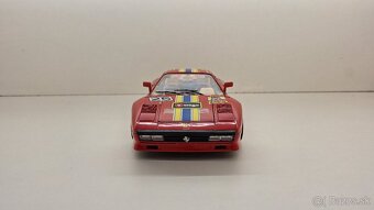 1:18 FERRARI GTO No. 25 - 8