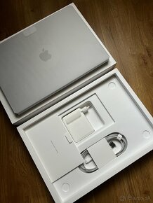 Apple MacBook Pro 16 M2 Vesmírne sivý - 8