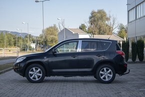 Toyota RAV4 2.2 D-4D 135 Terra - 8