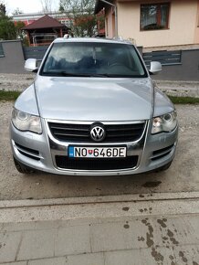 Volkswagen Touareg - 8