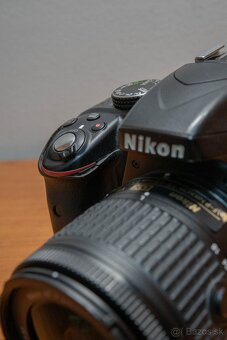 Nikon D3300 + AF-P DX 18-55 VR + SD karta 32GB - 8