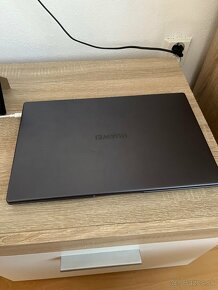 HUAWEI MateBook D 15 - i3 - 8