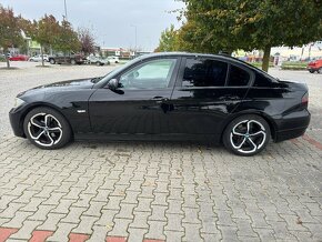 BMW E90 320D - 8