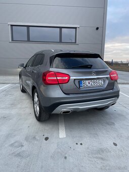 Mercedes-Benz GLA 220d 4MATIC A7- Ser. história, SR vozidlo - 8