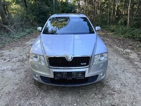 Škoda Octavia RS 2.0 TDI DSG - 8