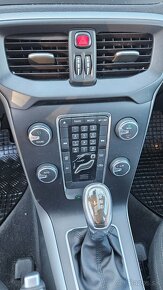 Volvo V40 D3 Base Geartronic - 8