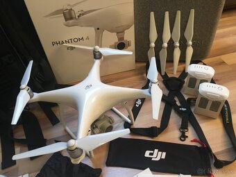 DJI Phantom 4 - 8