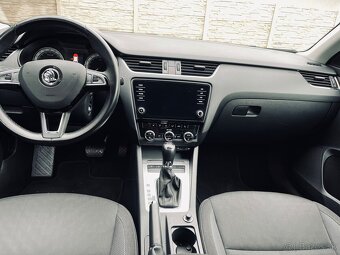 Škoda Octavia Combi 1.6TDi DSG Ambition - 8