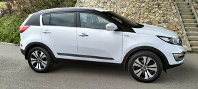 Kia Sportage 2.0 CRDi 4WD 184k - 8