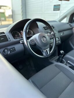 Volkswagen Touran 1.6 TDI / 7-miestne - 8