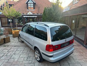 Volkswagen Sharan 85kw 7-miestne - 8