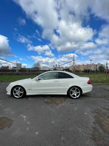 Mercedes CLK Coupé 320 CDI Avantgarde 7G A/T - 8