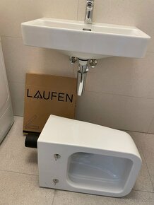 Predám Laufen bidet, wc ,umývadlá,interiérové dvere. - 8