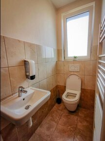 Luxusný, plne zariadený, súkromný apartmán s klimatizáciou - 8