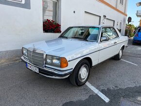 Mercedes Benz 230CE C123 Coupe /w123 - rv 1982 Biele SPZ - 8