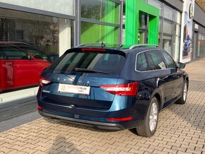 Škoda Superb Combi 2.0 TDI  DSG rok 2021 nízky najazd km - 8