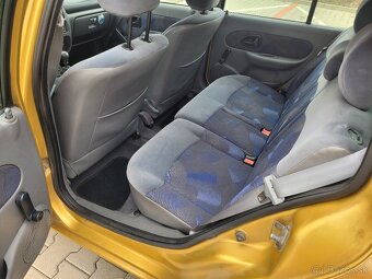 Predam Renault clio 1.4 16v benzín kw 74 r.v 2001 - 8