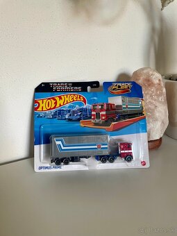 Hotwheels - 8