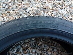 225/40R18 letné - 8