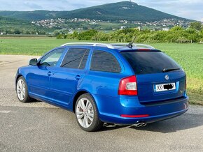 ŠKODA OCTAVIA 2 RS DSG 2,0 tdi 125 kw Race Blue WEBASTO - 8